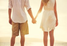 Couple holding hands - best Christian dating sites